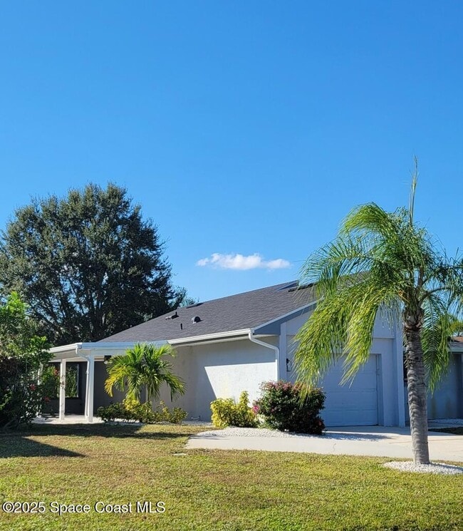 313 Myrtlewood Rd in Melbourne, FL - Building Photo - Building Photo