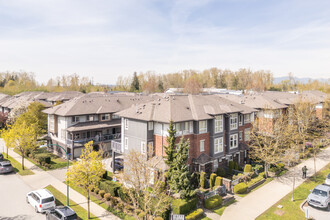 Compass in Surrey, BC - Building Photo - Building Photo