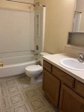 590 N Woodruff Ave, Unit 75 in Idaho Falls, ID - Building Photo - Building Photo