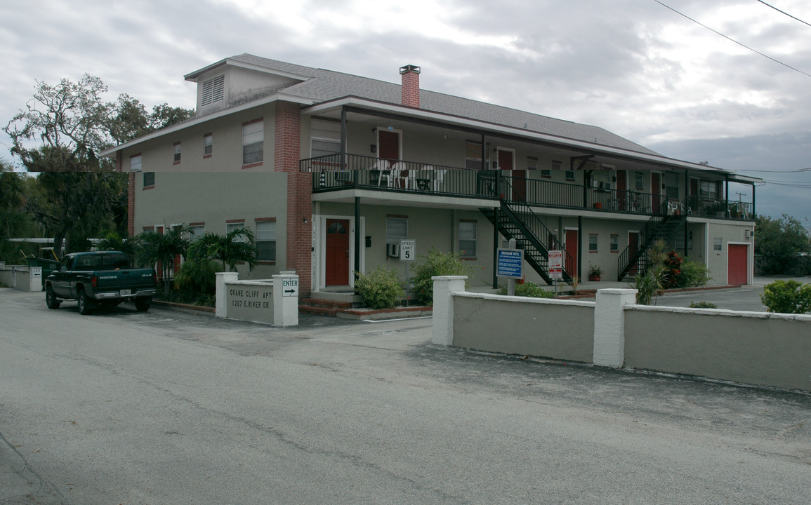 1207 River Dr in Melbourne, FL - Foto de edificio