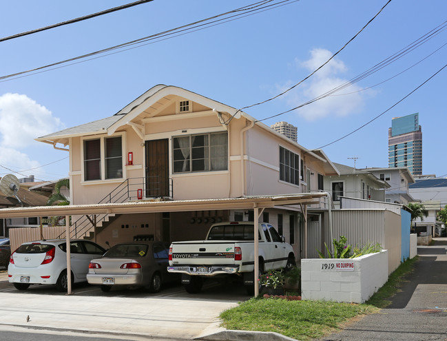 1919 Date St in Honolulu, HI - Building Photo - Building Photo