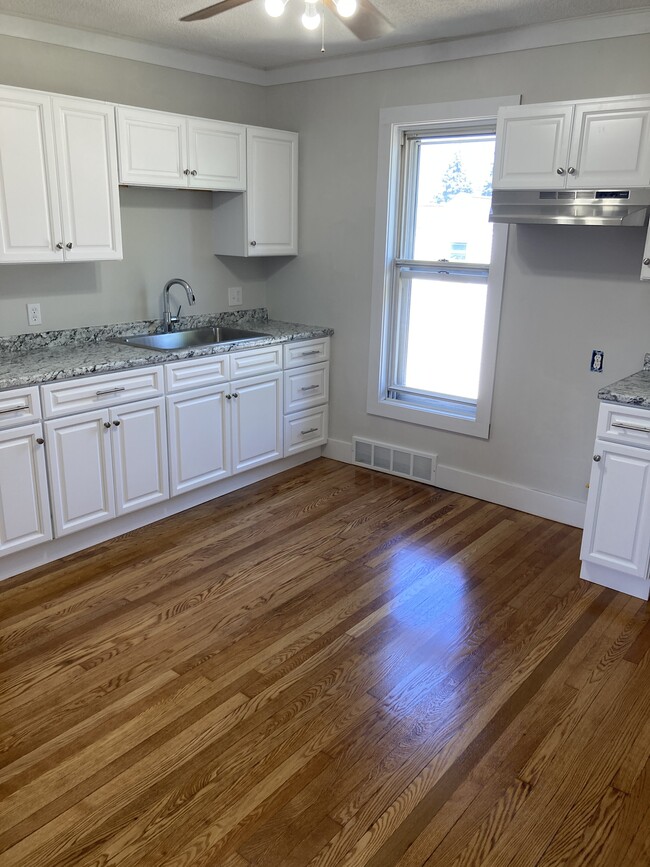 2221 Station Rd, Unit 2
