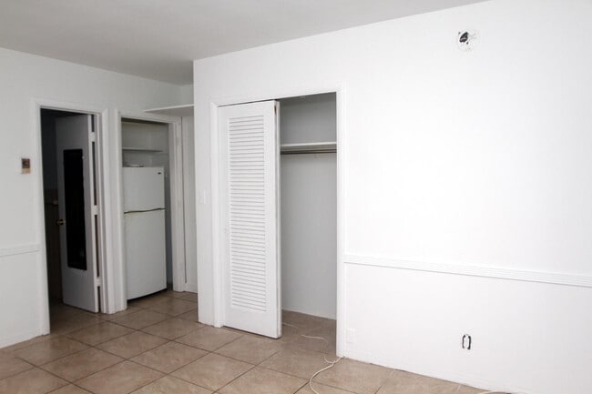 728 SE 19th Ave in Deerfield Beach, FL - Building Photo - Building Photo