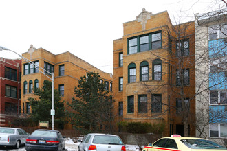 East Lake Terrace Apartments in Chicago, IL - Building Photo - Building Photo