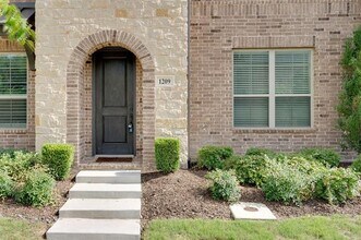 1209 Casselberry Dr in Flower Mound, TX - Building Photo - Building Photo