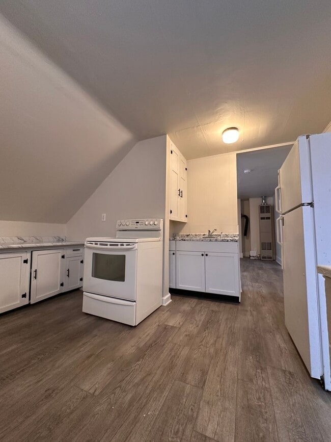 property at 248 N Franklin St