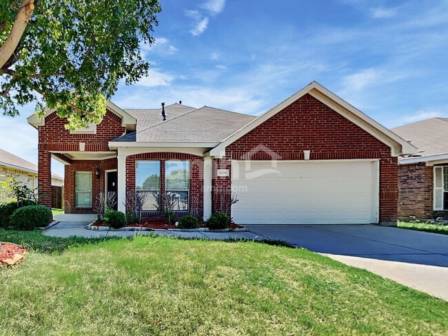 property at 820 Cheryl St