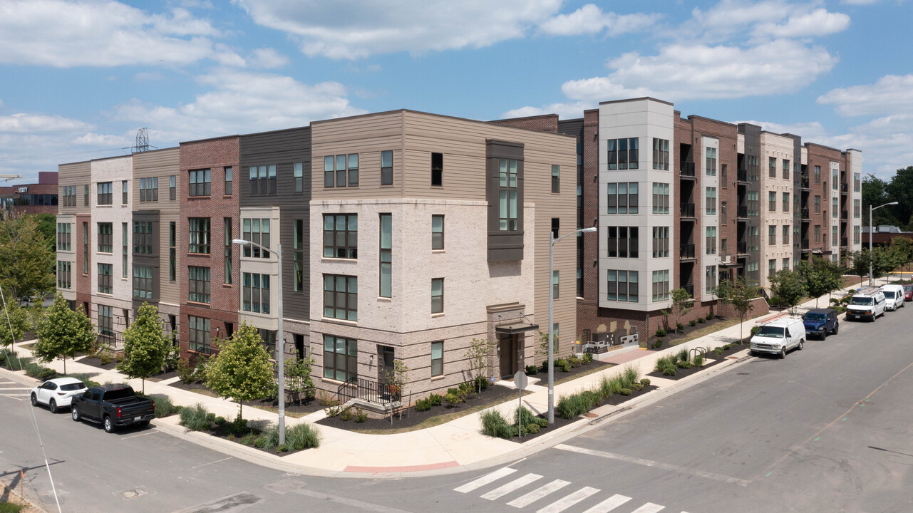 Lofts at Reston Station in Reston, VA - Building Photo