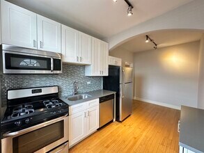 2320.5 N Rockwell St in Chicago, IL - Building Photo - Building Photo