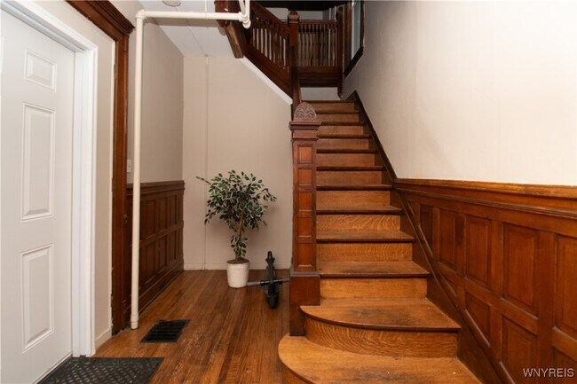 118 Norwood Ave in Buffalo, NY - Building Photo - Building Photo
