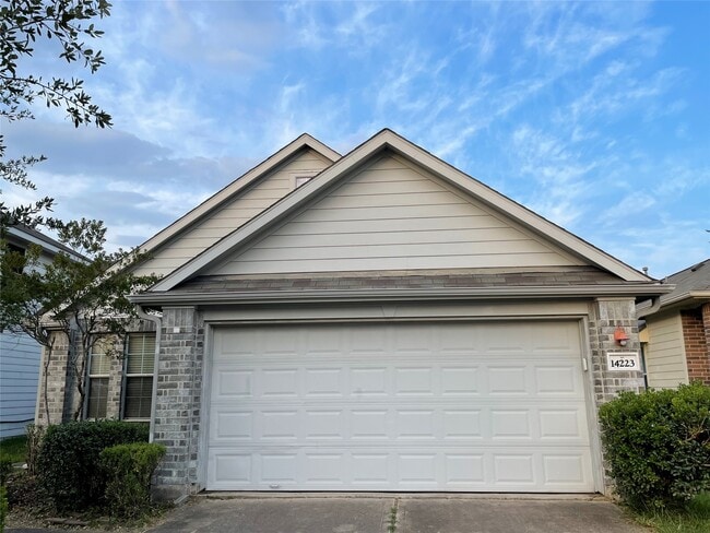 14223 Bishop Bend Ln in Houston, TX - Building Photo - Building Photo