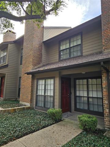 9910 Royal Ln in Dallas, TX - Building Photo