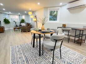 952 N Hoyne Ave, Unit 4 in Chicago, IL - Building Photo