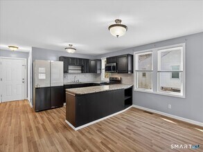 91 Jewett St in Ansonia, CT - Building Photo - Building Photo