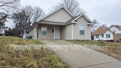 5200 Olive St in Kansas City, MO - Building Photo - Building Photo