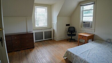 4613 Knox Rd, Unit 1 in College Park, MD - Building Photo - Building Photo