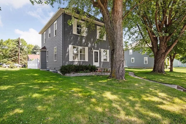 property at 212 Lake St E