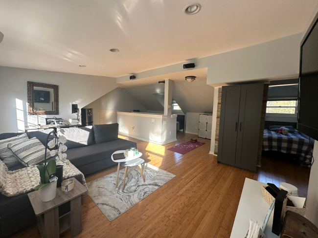 417 Princeton Way NE in Atlanta, GA - Foto de edificio - Building Photo