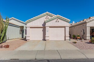 3408 E Rockwood Dr in Phoenix, AZ - Building Photo