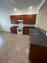 221 Greenwich Cir, Unit 207 in Jupiter, FL - Building Photo - Building Photo