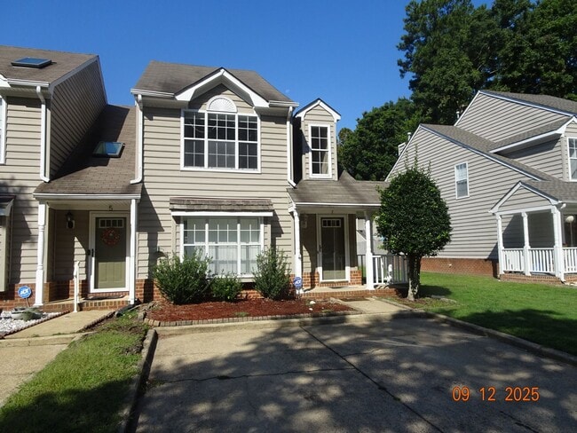 7 Red Oak Pl