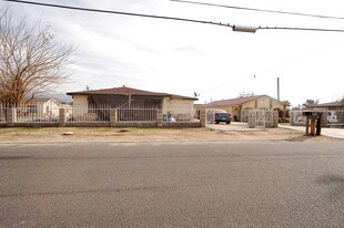 4157-4159 1/2 Mountain Dr in San Bernardino, CA - Building Photo