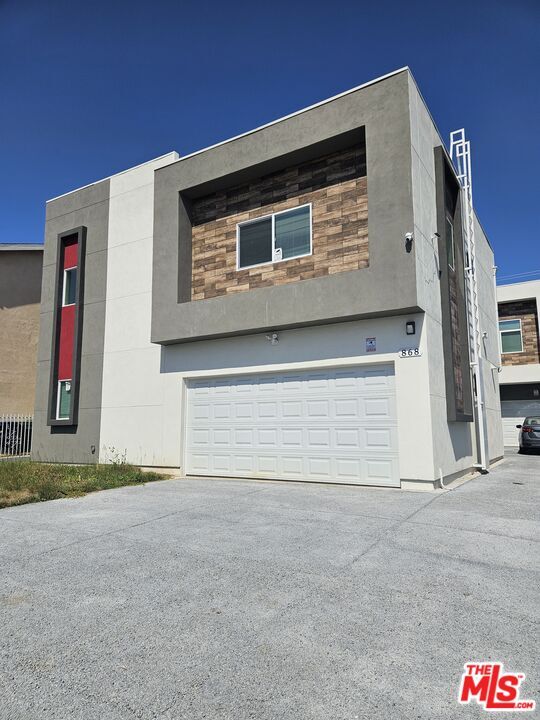 868 N Edgemont St in Los Angeles, CA - Building Photo - Building Photo