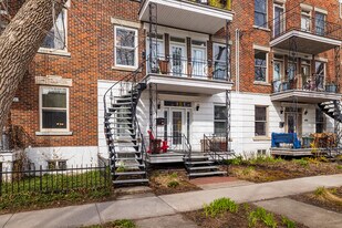 6365 Louis-Hébert Av in Montréal, QC - Building Photo