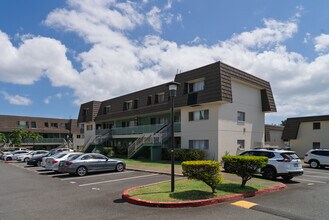4280 Salt Lake Blvd in Honolulu, HI - Building Photo - Building Photo