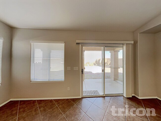 41180 W Bravo Dr in Maricopa, AZ - Foto de edificio - Building Photo