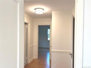 14 Willow Bend in Poughkeepsie, NY - Building Photo - Building Photo