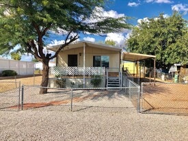 3211 Carver Ave in Kingman, AZ - Building Photo