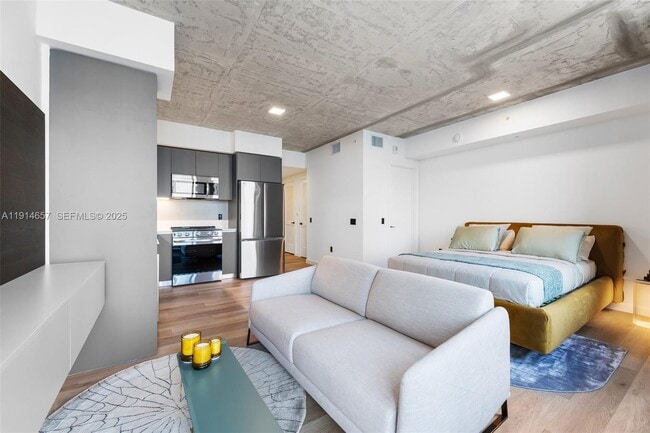 property at 307 SW 5th St