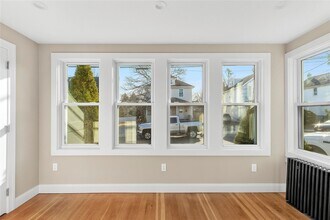 11 Miller St-Unit -1 in Glen Cove, NY - Building Photo - Building Photo