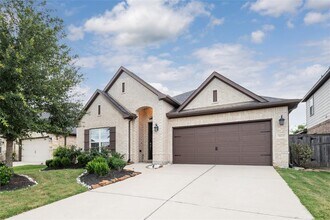 28222 Calm Brook Ln in Fulshear, TX - Building Photo - Building Photo