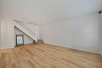 3681 Galena Dr in Auburn, CA - Building Photo - Building Photo