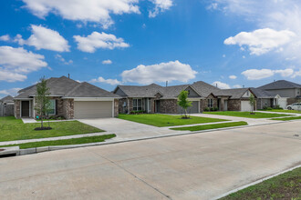 Pearlbrook by CastleRock Communities in Texas City, TX - Building Photo - Building Photo