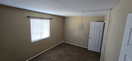 409 Mars Dr in Trenton, OH - Building Photo - Building Photo