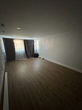 1619 E 74th Pl in Chicago, IL - Building Photo - Building Photo