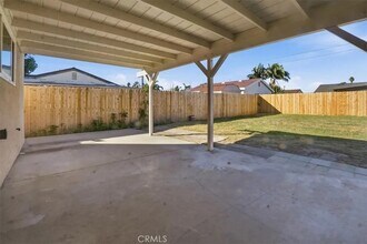1573 Casarin Ave in Simi Valley, CA - Building Photo - Building Photo