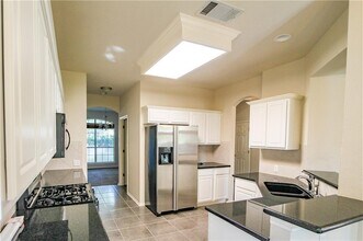 5116 Bluestar Dr in Austin, TX - Building Photo - Building Photo