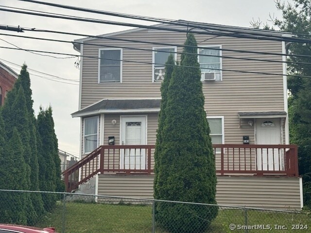 139 Highland Ave in Bridgeport, CT - Building Photo - Building Photo