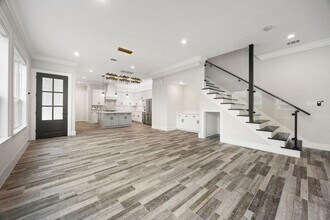 518 E 40th St in Houston, TX - Foto de edificio - Building Photo