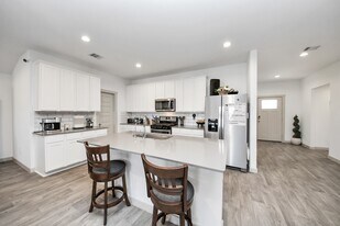 1734 Windway Ct in Rosenberg, TX - Building Photo