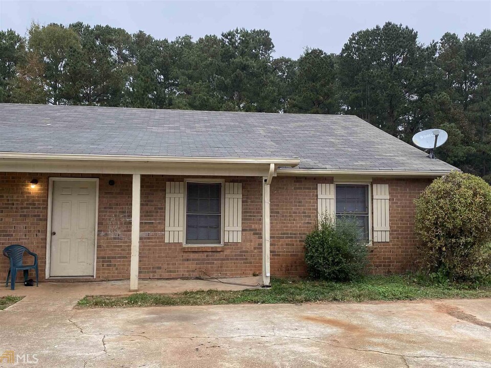 200 Plum Orchard Rd-Unit -B in Covington, GA - Building Photo