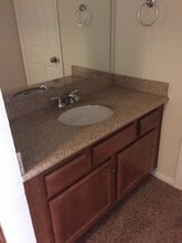 432 Edgehill Ln, Unit 86 in Oceanside, CA - Building Photo - Building Photo