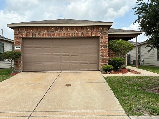 property at 2711 Skyview Long Dr