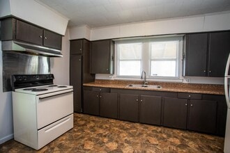 106 Doc Duhon St in Lafayette, LA - Building Photo - Building Photo