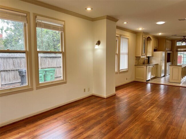 707 E 25th St in Houston, TX - Building Photo - Building Photo