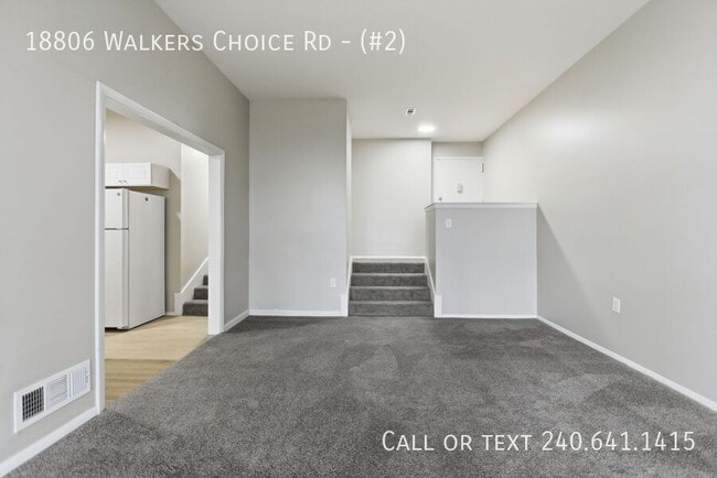 18806 Walkers Choice Rd in Montgomery Village, MD - Building Photo - Building Photo